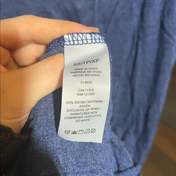 Soft slim blue dress - Picture 3 of 4